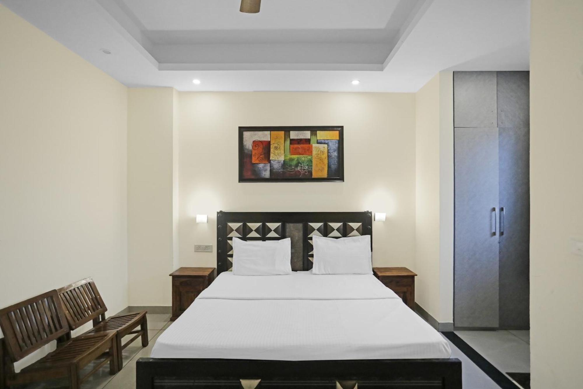 Super Hotel O Heart Beat Hotel Greater Noida Bagian luar foto