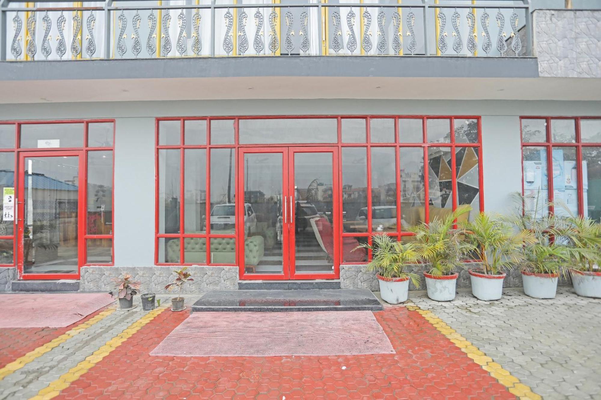 Super Hotel O Heart Beat Hotel Greater Noida Bagian luar foto